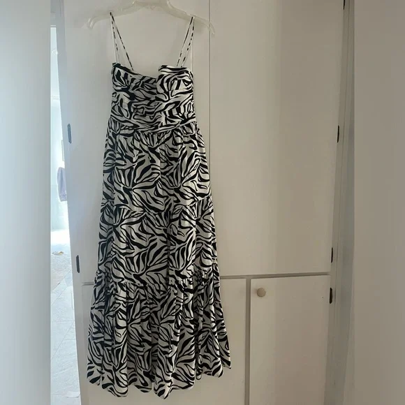 La Ligne Sofia dress in zebra print size medium - Picture 9 of 12